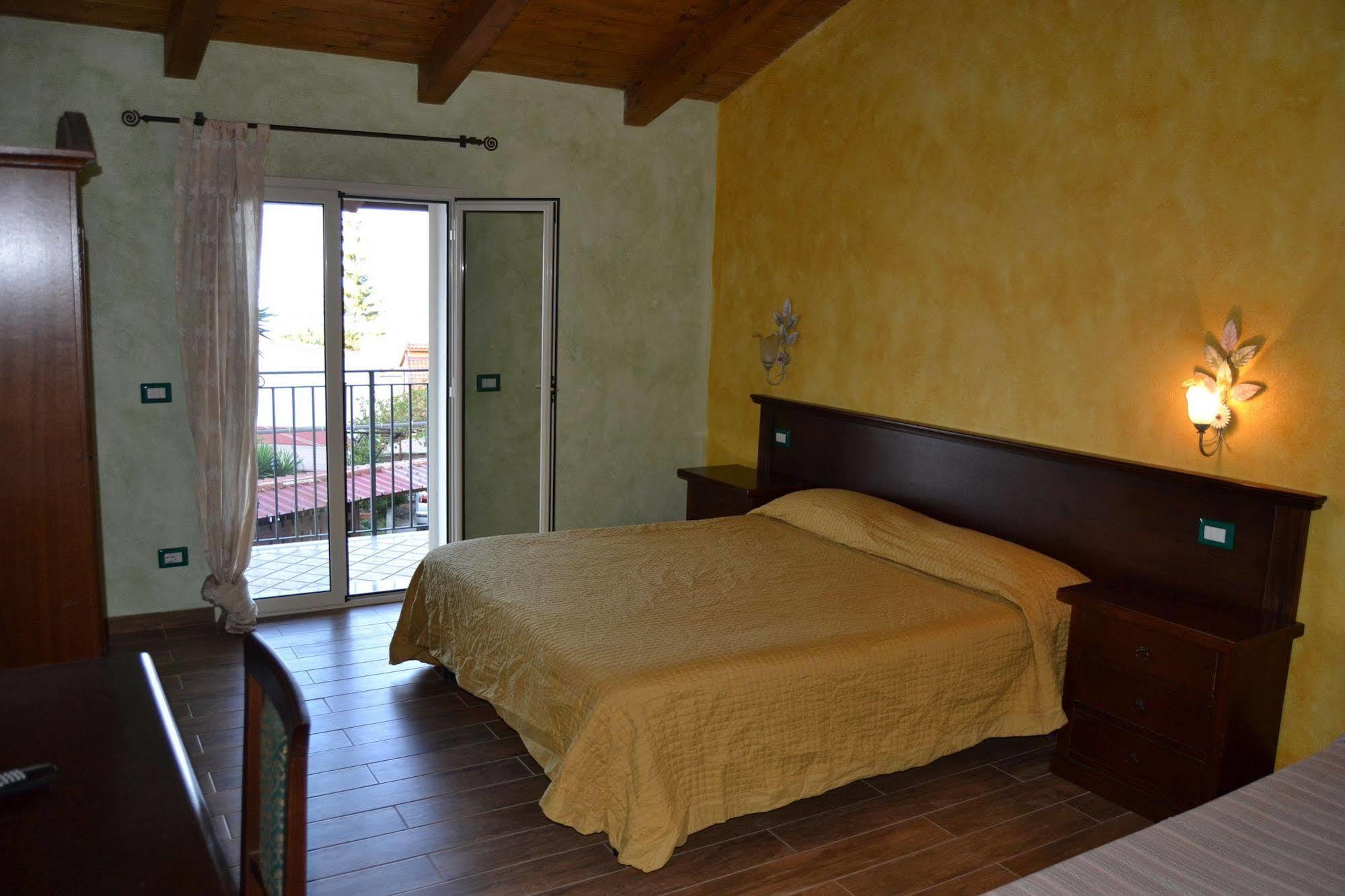 B&B Villa Chianalea Scilla Exteriör bild